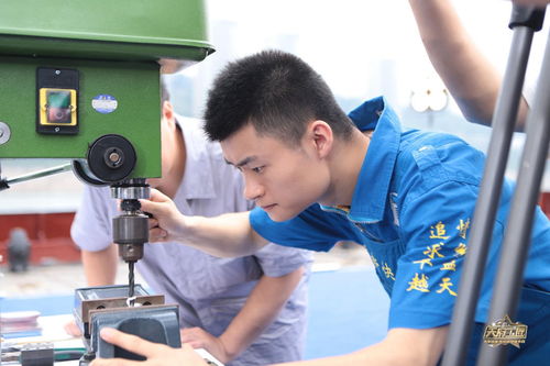 巨輪長江擺擂，天府工匠爭輝 《天府工匠》第二季首場(chǎng)錄制盛大啟動(dòng)